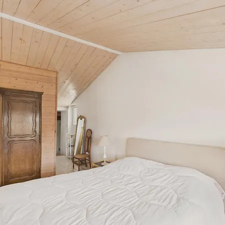 Semesterbostad 800 M De La Plage, Maison Pour 4 Avec Terrasse Les Portes-en-Re