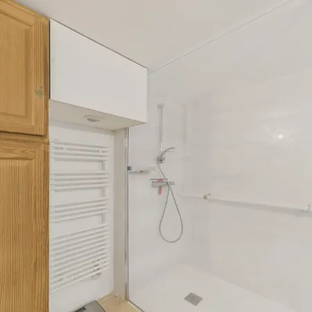 800 M De La Plage, Maison Pour 4 Avec Terrasse *