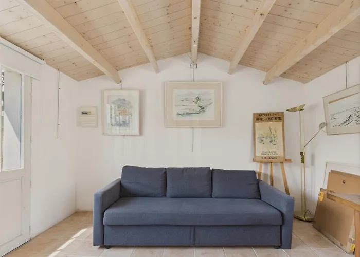 800 M De La Plage, Maison Pour 4 Avec Terrasse