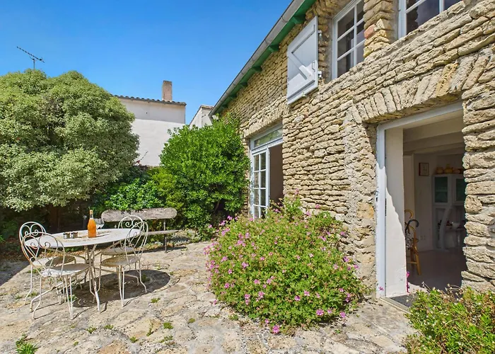 800 M De La Plage, Maison Pour 4 Avec Terrasse Сasa de vacaciones *